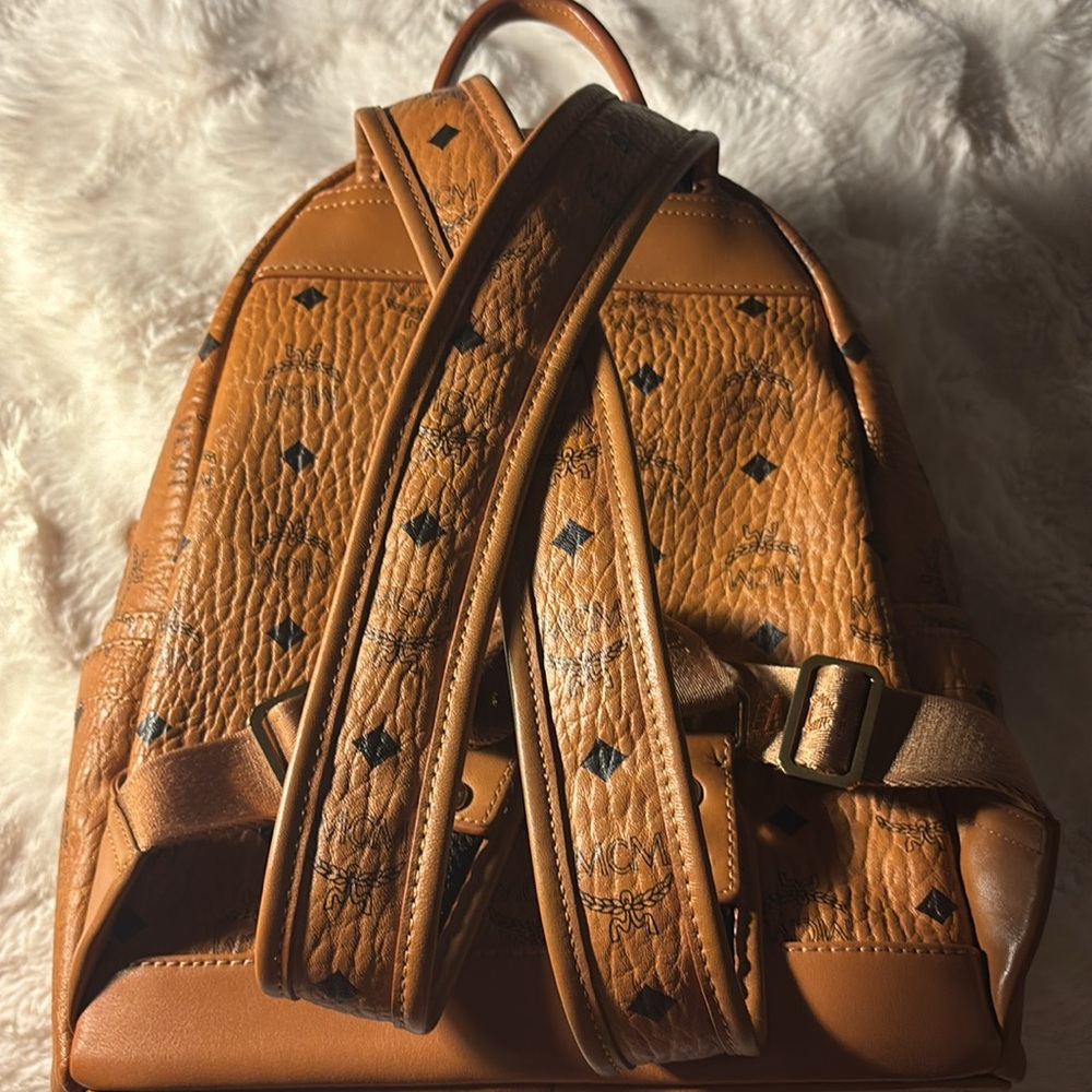 Mcm Monogram Backpack Euc - image 4